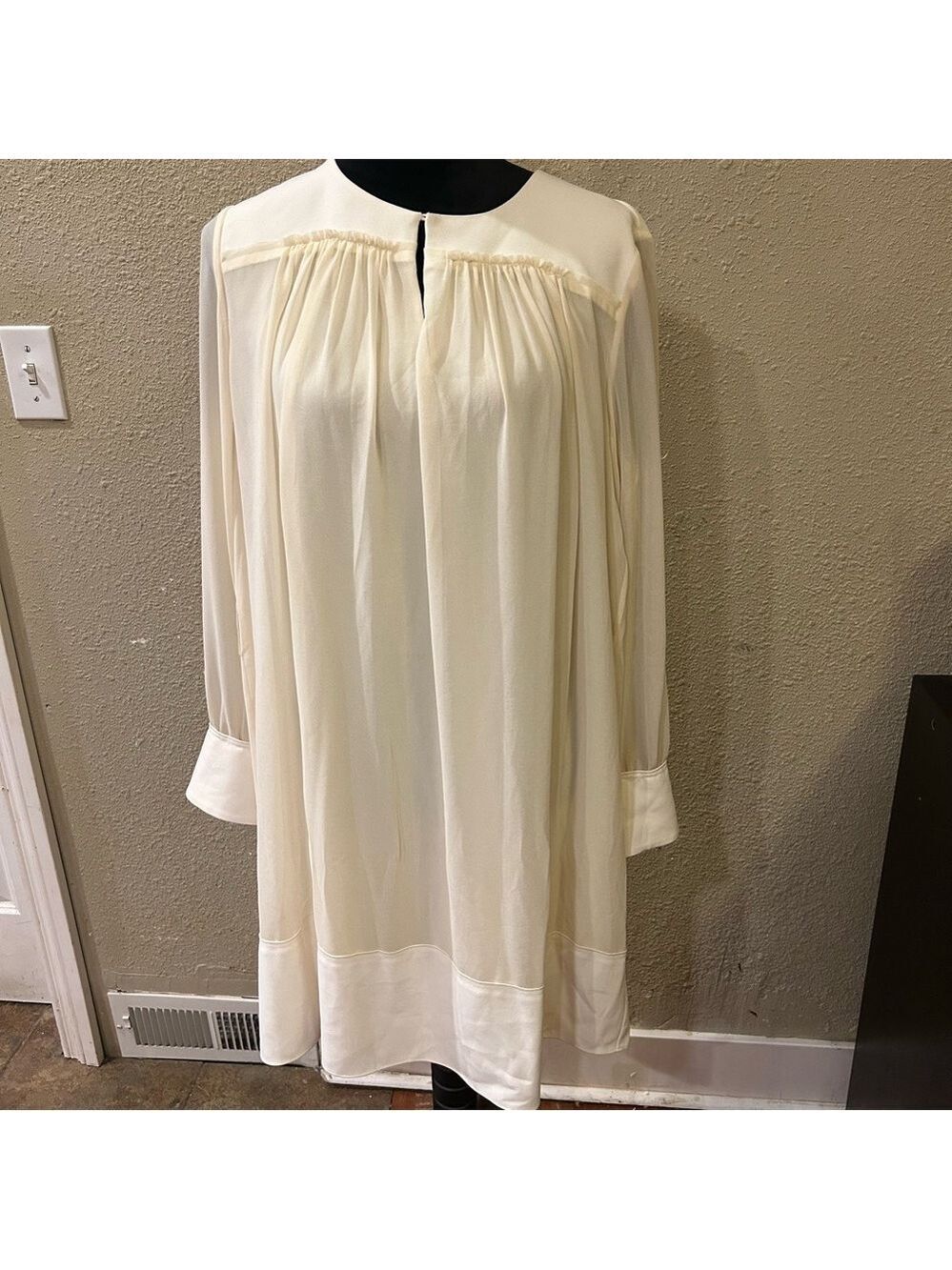 Reiss Women Dress Finn Sz 12 US 14 UK Ivory Long Sleeve Keyhole Front No Belt